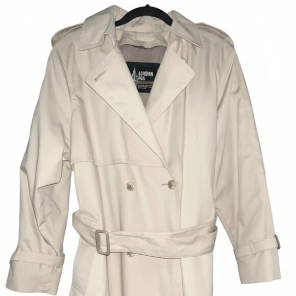 London Fog Jackets & Blazers - Vintage 1990s London Fog Woman’s Tan Trench Coat with Liner - Size Petite 12